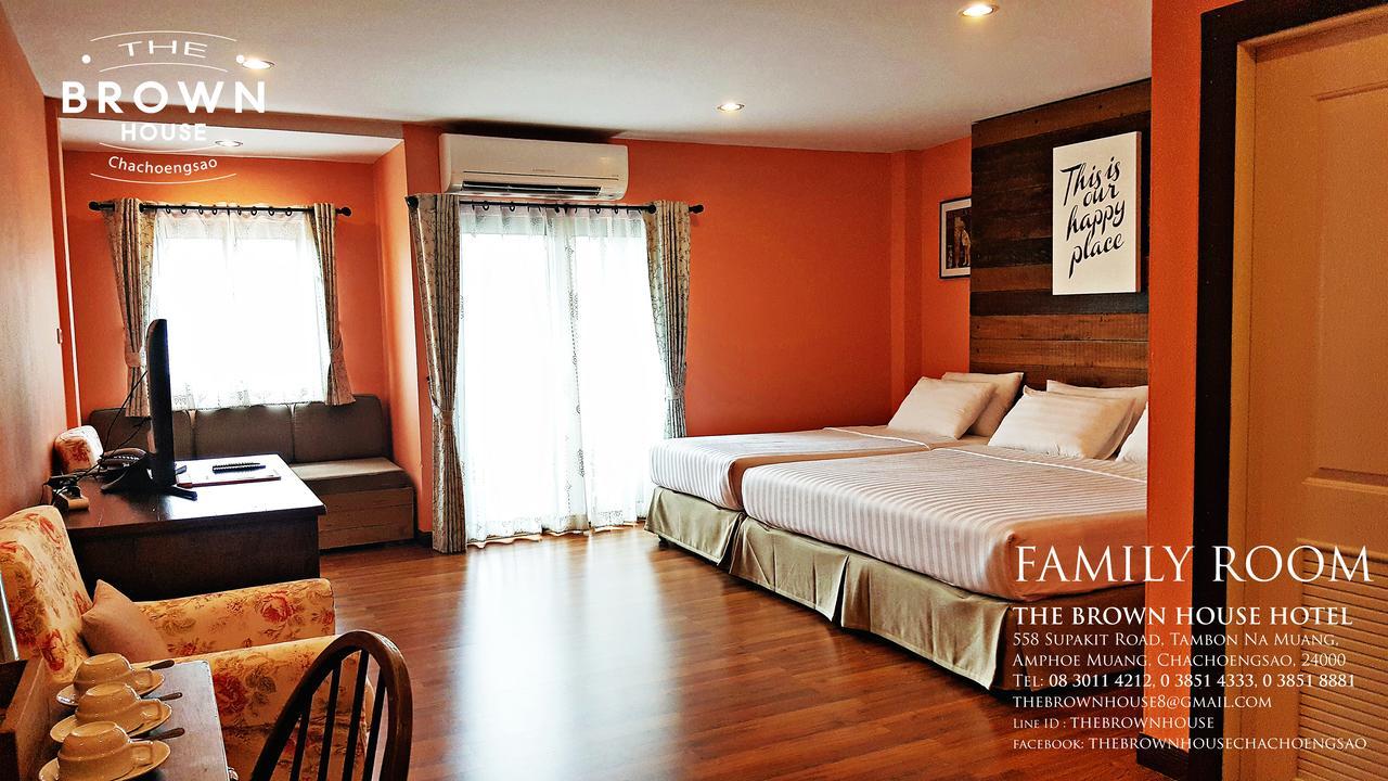 The Brown House Hotel Csacsöngszau Kültér fotó
